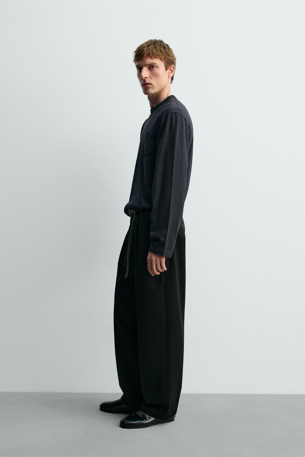 CAMISETA MANGA LARGA BOLSILLO AARON LEVINE X ZARA / Marino фото 4