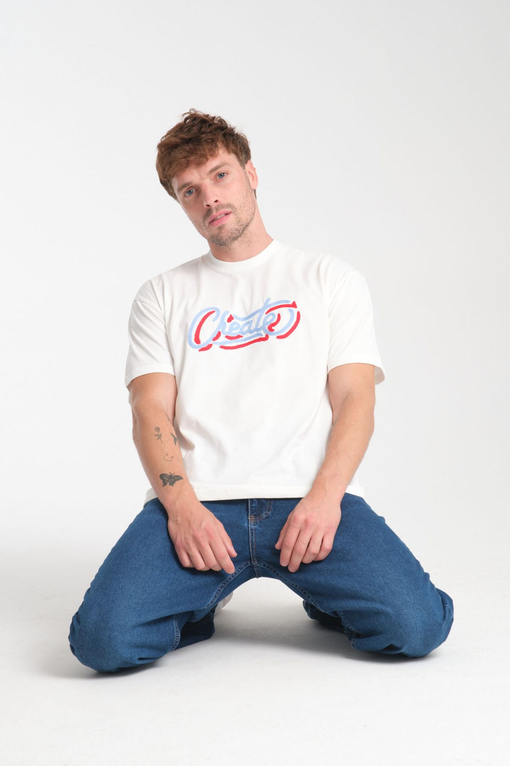 TRENDYOL MAN Ekru Oversize/Genis Kesim Yaz? Nak?sl? %100 Pamuk T-Shirt TMNSS25TS00226 - Trendyolmilla фото 2