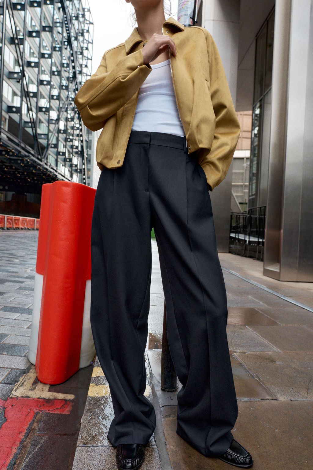 TROUSERS WITH SIDE STRIPES - Zara фото 2