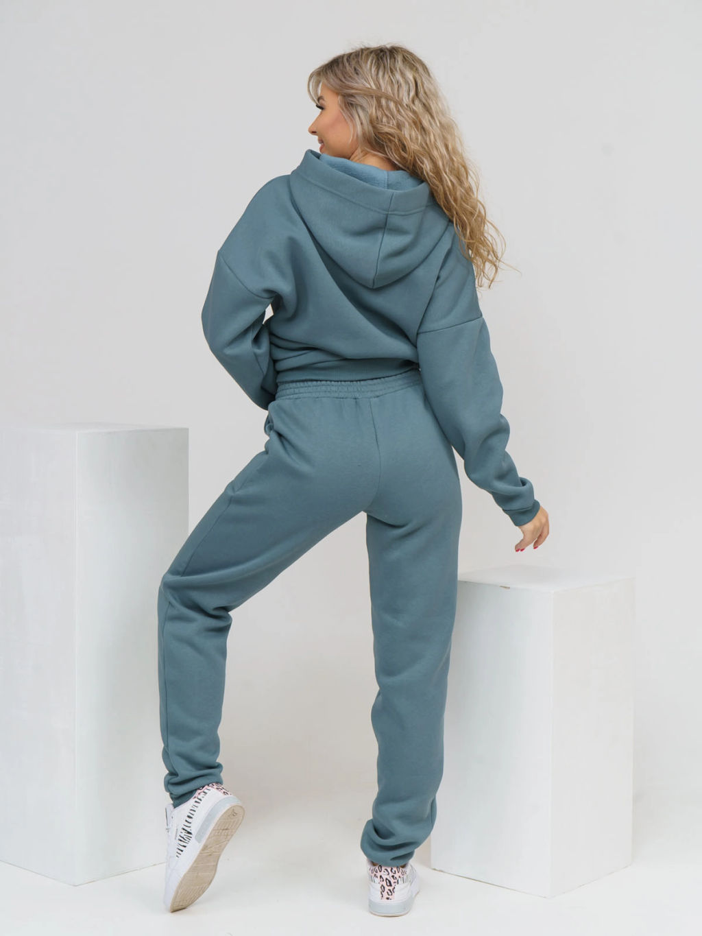 Костюм женский, цвет зеленый