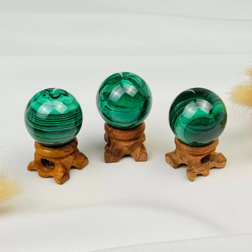 Радуга Самоцветов Шар из камня Малахит на подставке