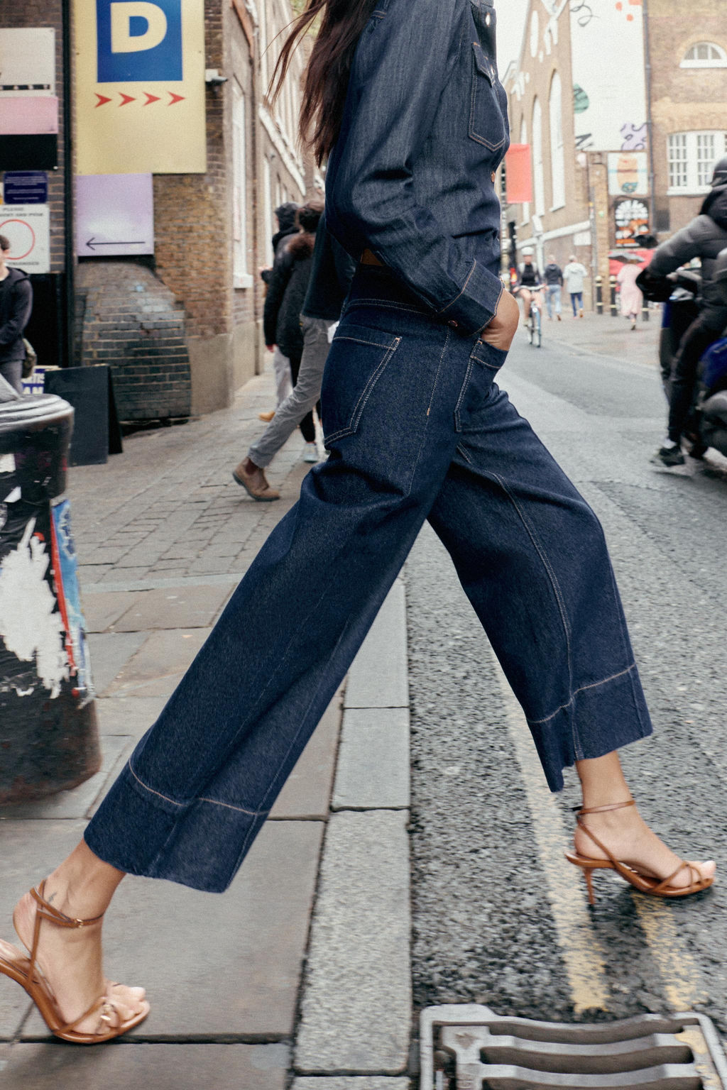 Z1975 WIDE-LEG CROPPED HIGH-WAIST JEANS WITH BELT - Zara фото 4