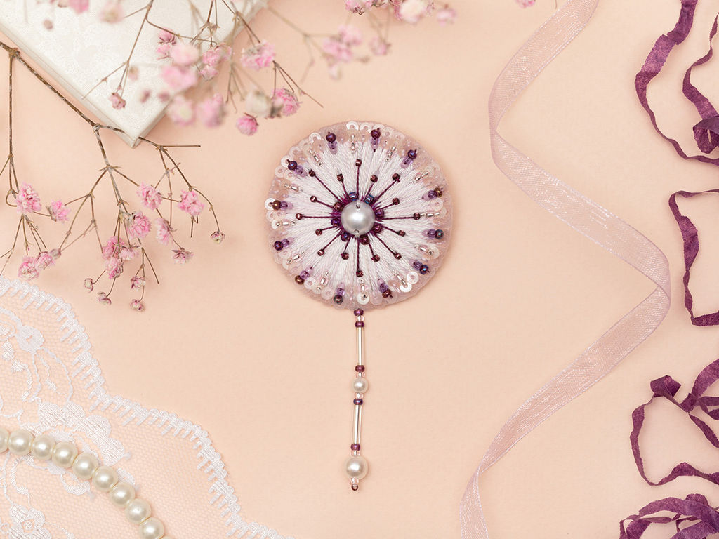 Klart набор для вышивания 10-513 Брошь. Одуванчик 4.5 х 9.5 см