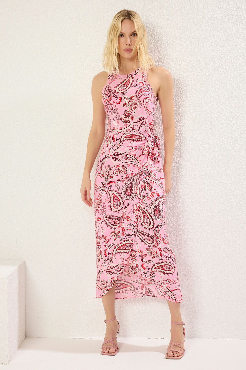 Pembe Sal Desen A Kesim Baglama Detayl? Midi Dokuma Elbise TWOSS24EL00458