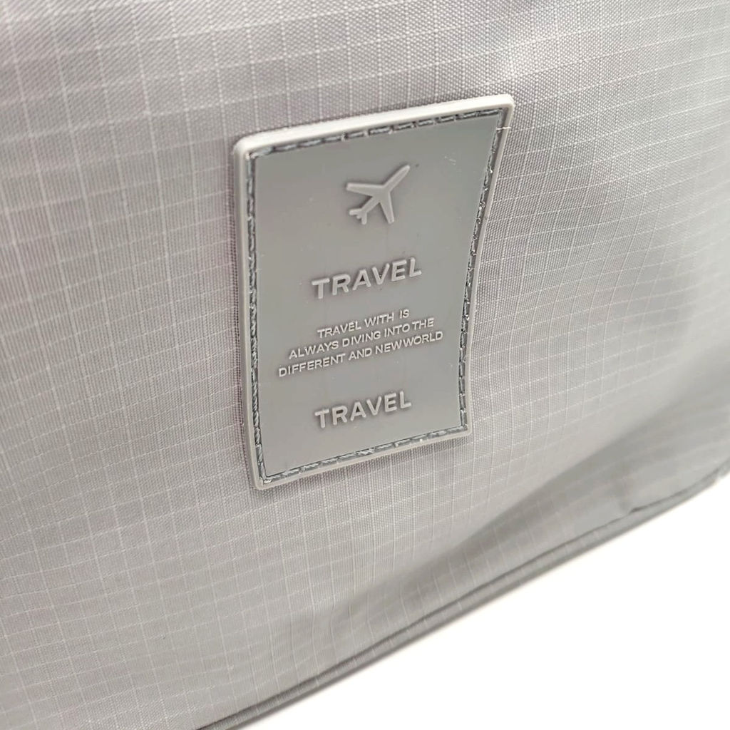 Sunflower Дорожная водонепроницаемая косметичка с крючком Travel 4, черный