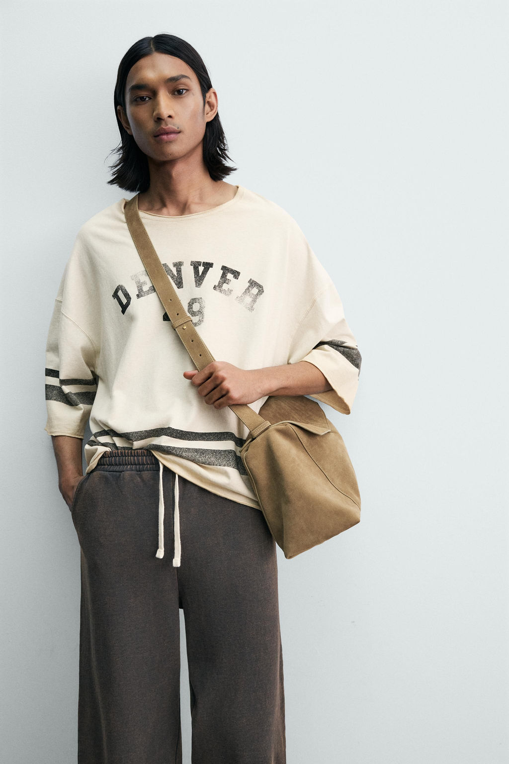 CAMISETA BOXY FIT LAVADO EFECTO VINTAGE / Crudo