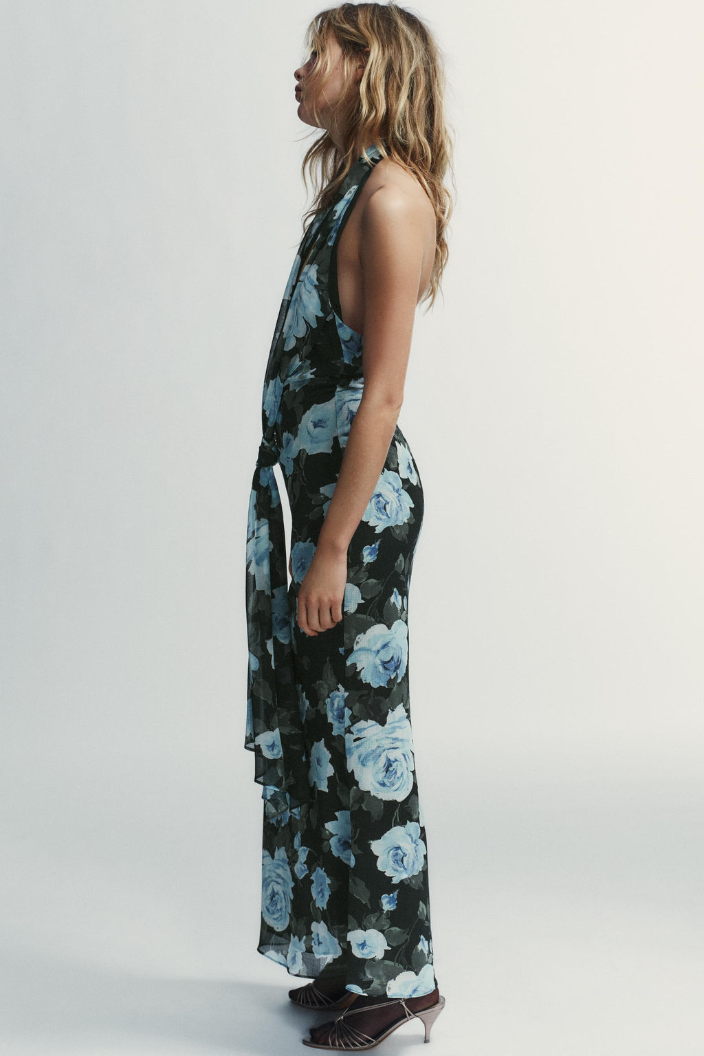 LONG FLORAL PRINT DRESS WITH KNOT DETAIL - Zara фото 2