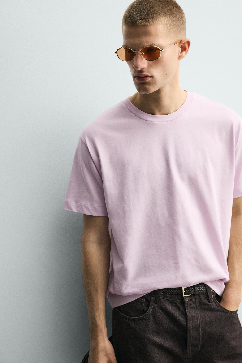 CAMISETA BORDADO ESTAMPADO COMBINADOS / lavanda-blanco