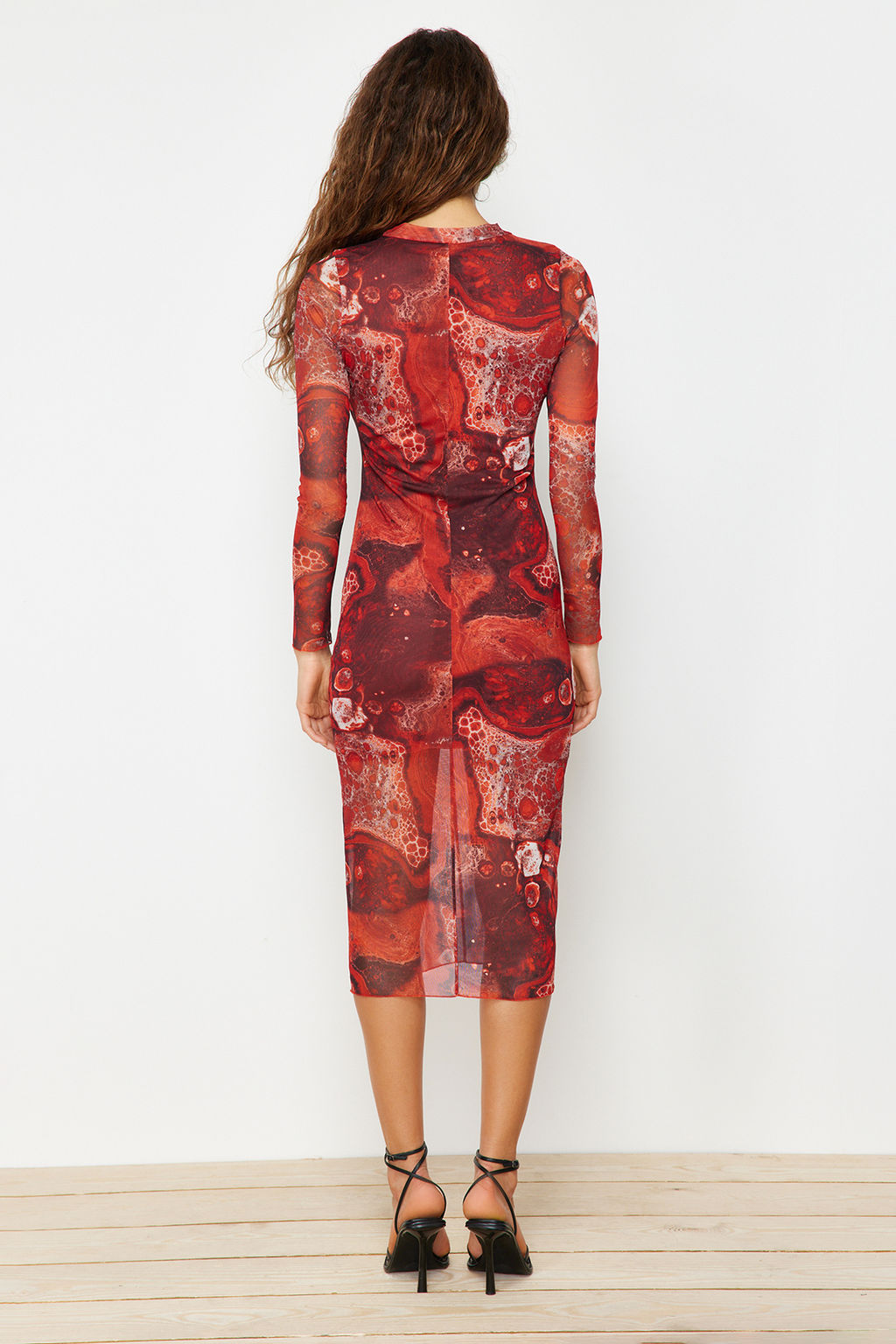 Kahverengi Bask?l? Tul Astarl? Vucuda Oturan Dik Yaka Midi Orme Elbise TWOAW24EL00165 - Trendyolmilla фото 6