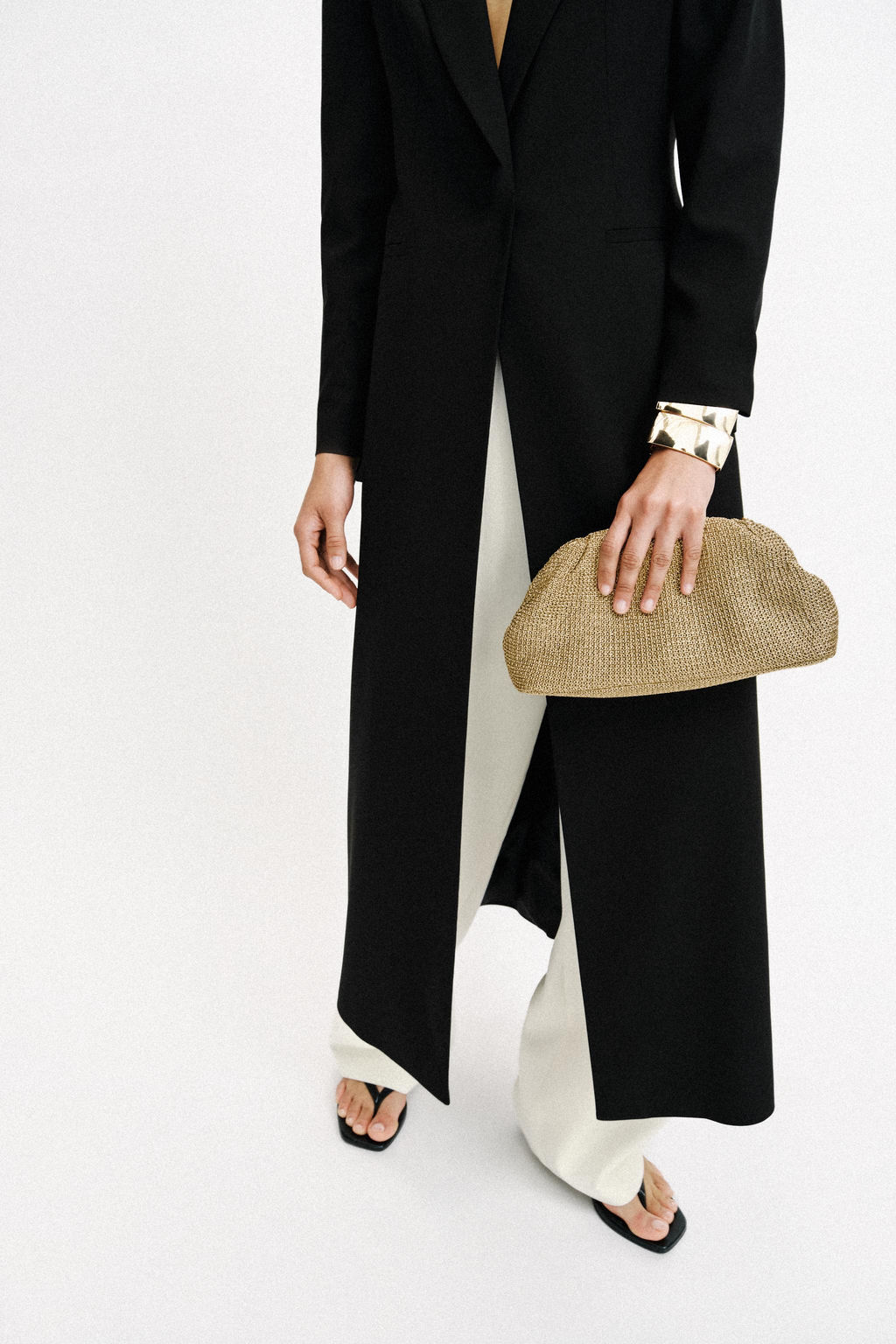 BOLSO SOBRE CUERPO TRENZADO / Oro - Zara фото 2