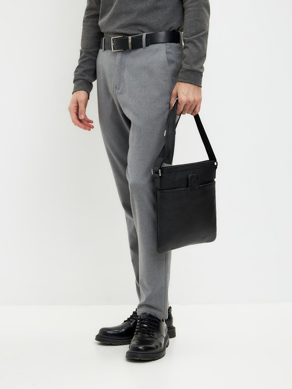 Мужская кожаная сумка Richet 1603LN 831 Черный