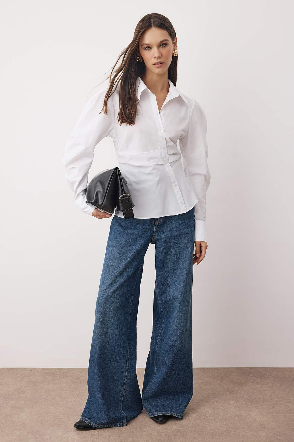 Trendyolmilla Ac?k Sar? Balon Kol Detayl? Bele Oturan Fitted Gomlek TWOSS25GO00155