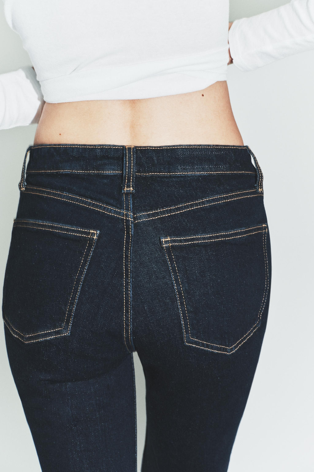 TRF CROPPED FLARE HIGH-WAIST JEANS - Zara фото 7