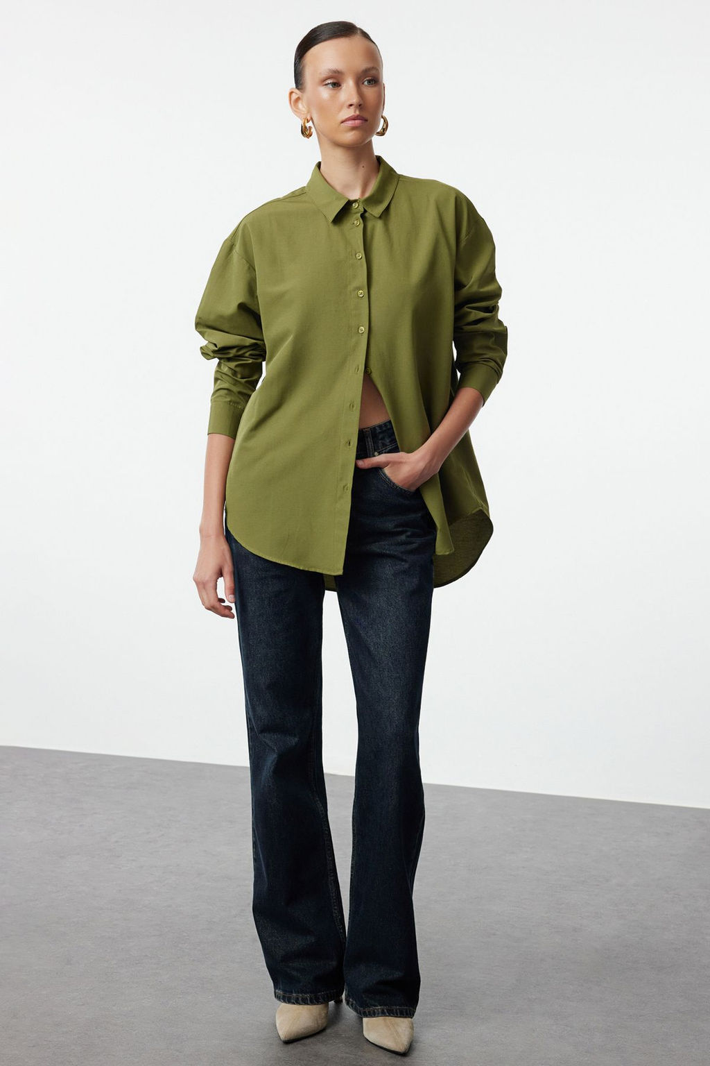 Koyu Haki Loose Fit Pamuklu Dokuma Gomlek TWOAW20GO0107