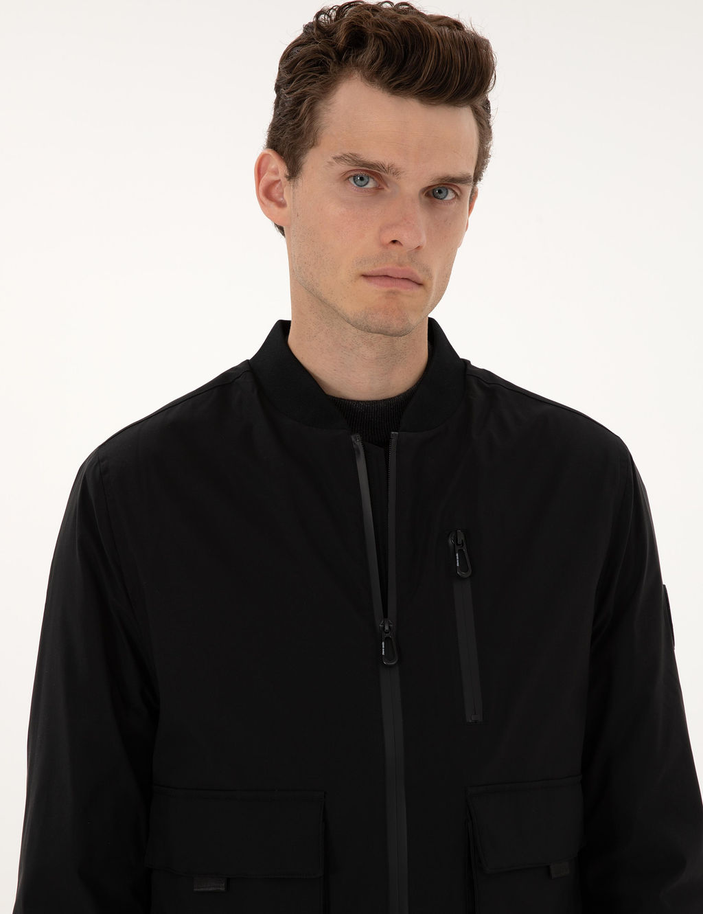 Siyah Regular Fit Mont