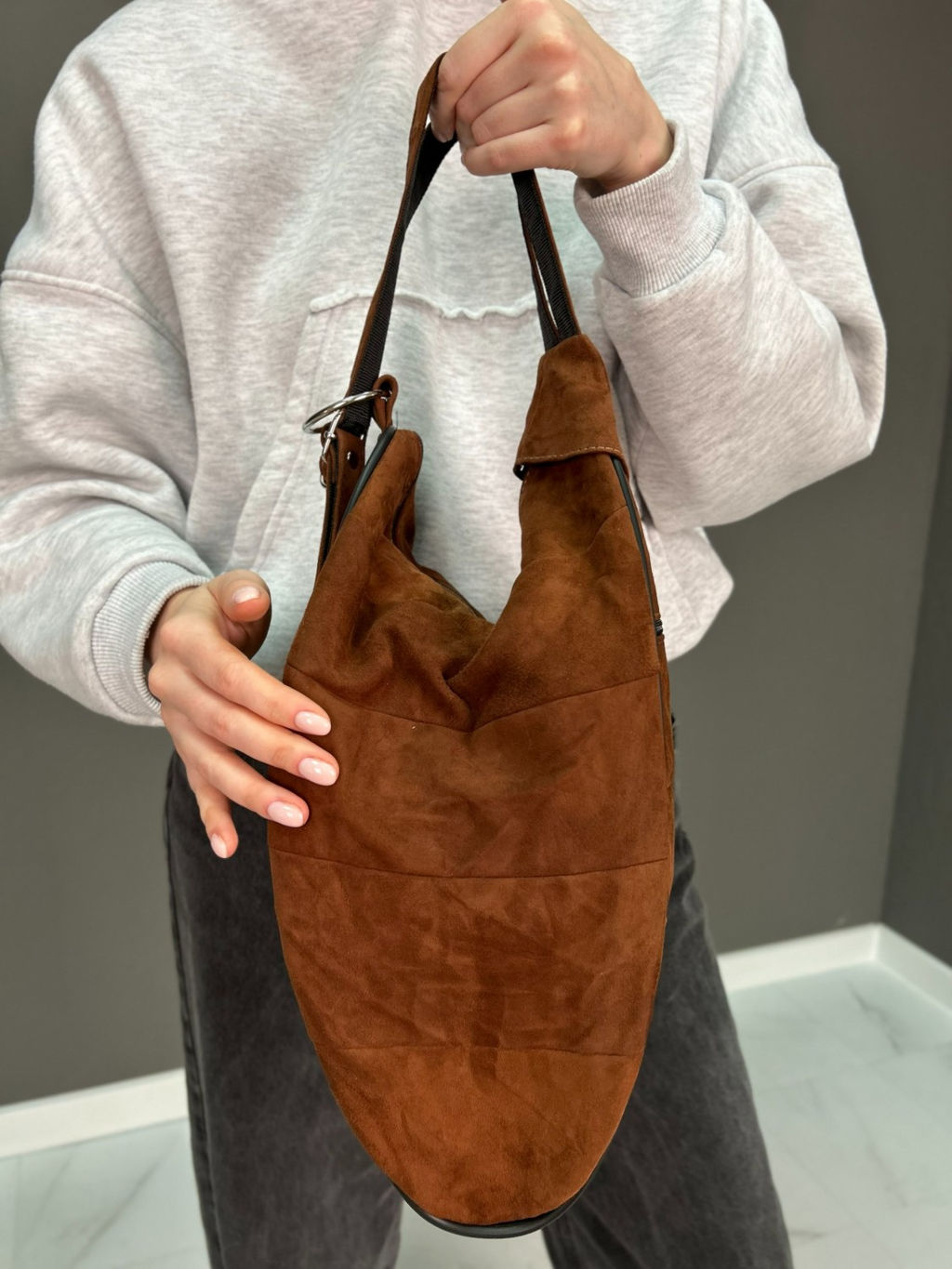 Сумка-рюкзак женская из телячьей кожи