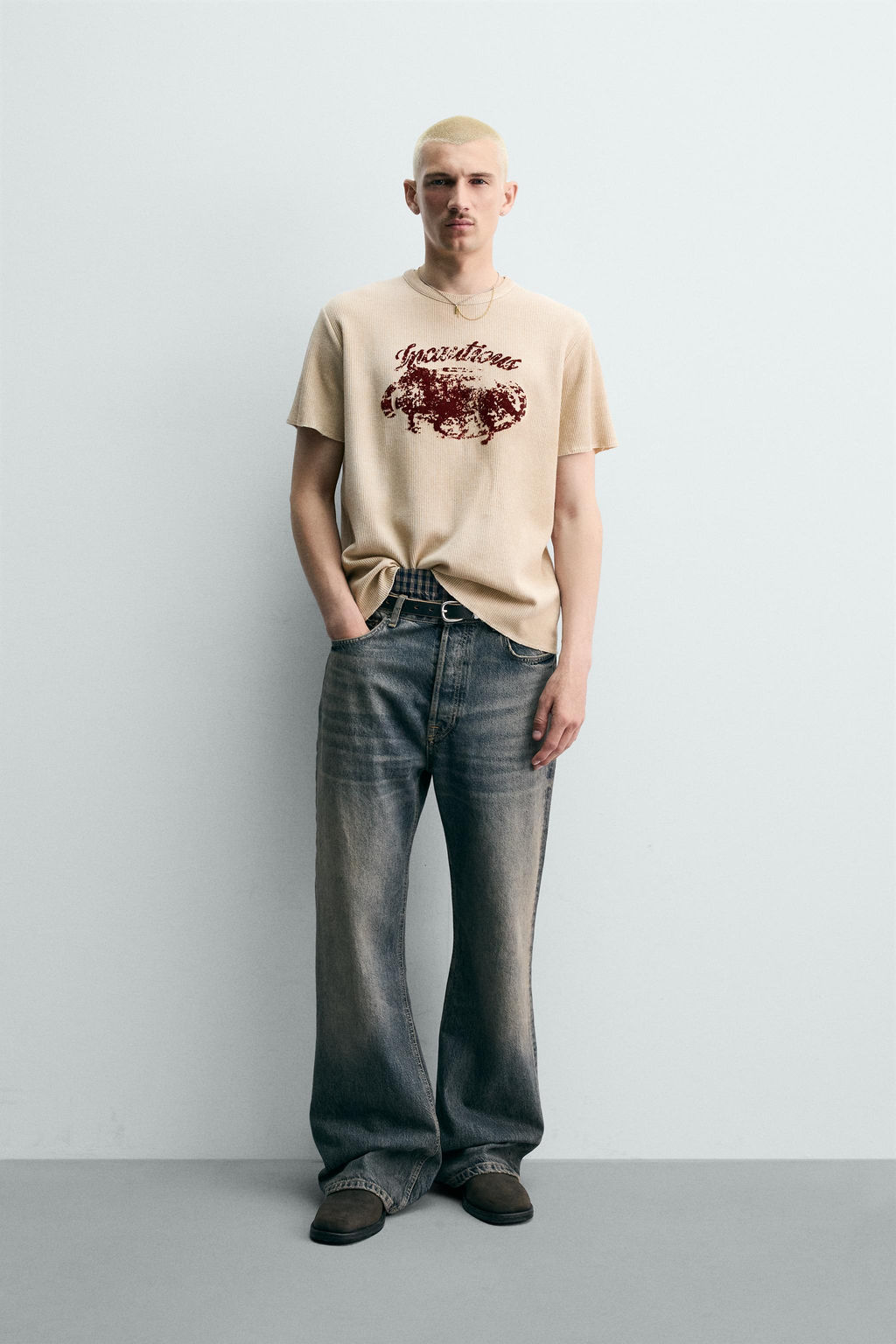 CAMISETA PUNTO ESTAMPADO TEXTURA / Crudo