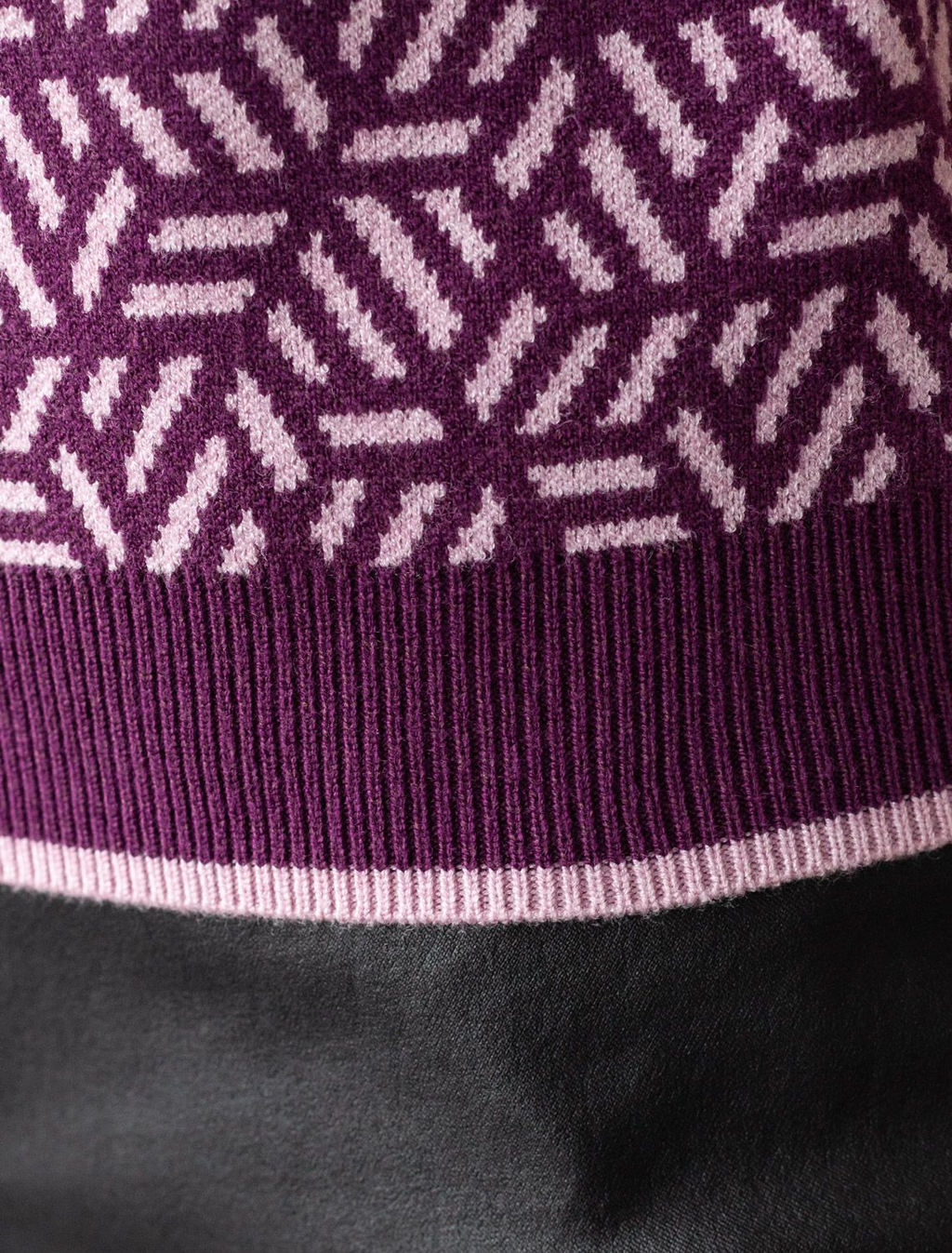 Джемпер жаккардовой вязки с кашемиром