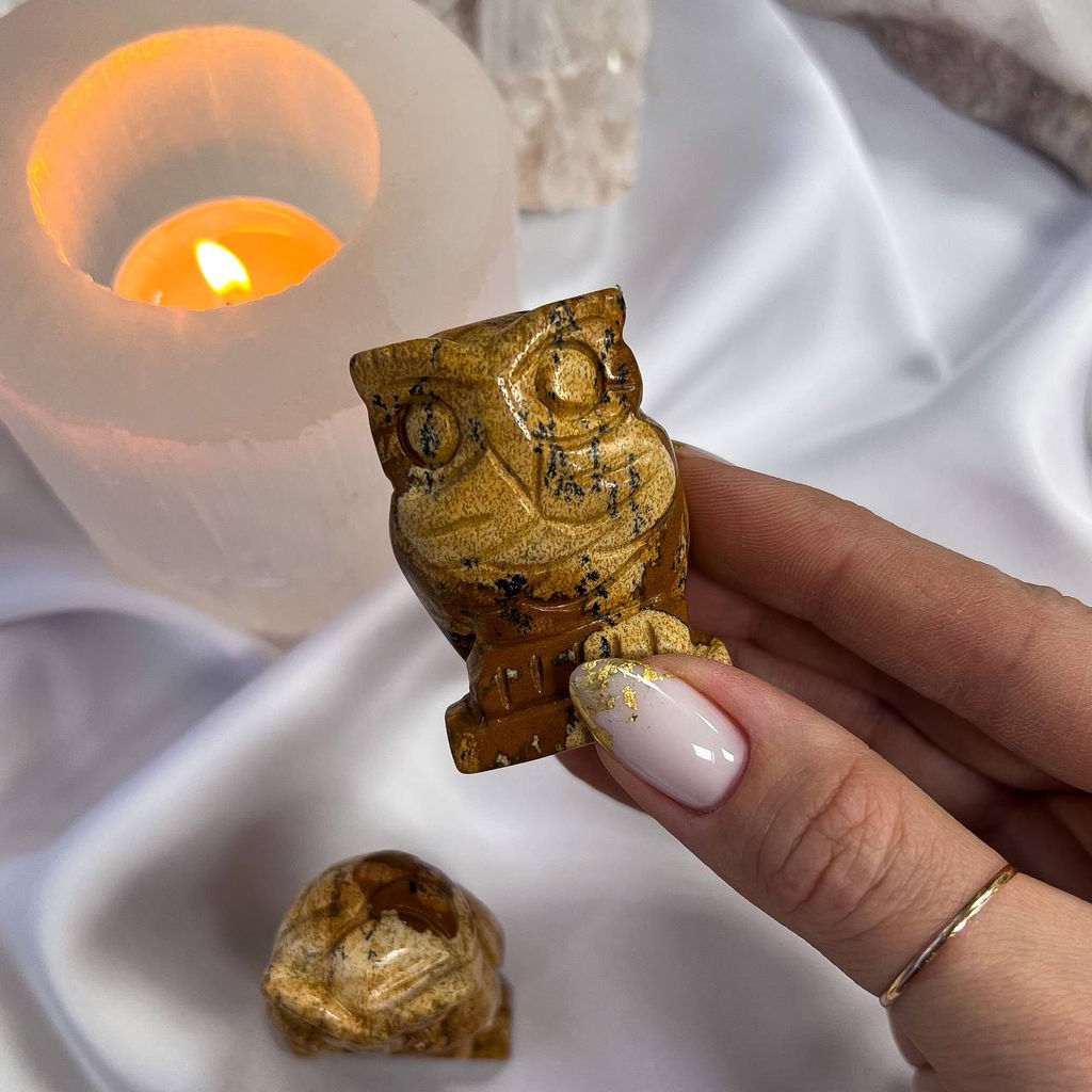 Фигурка резная "Сова" из песочной Яшмы