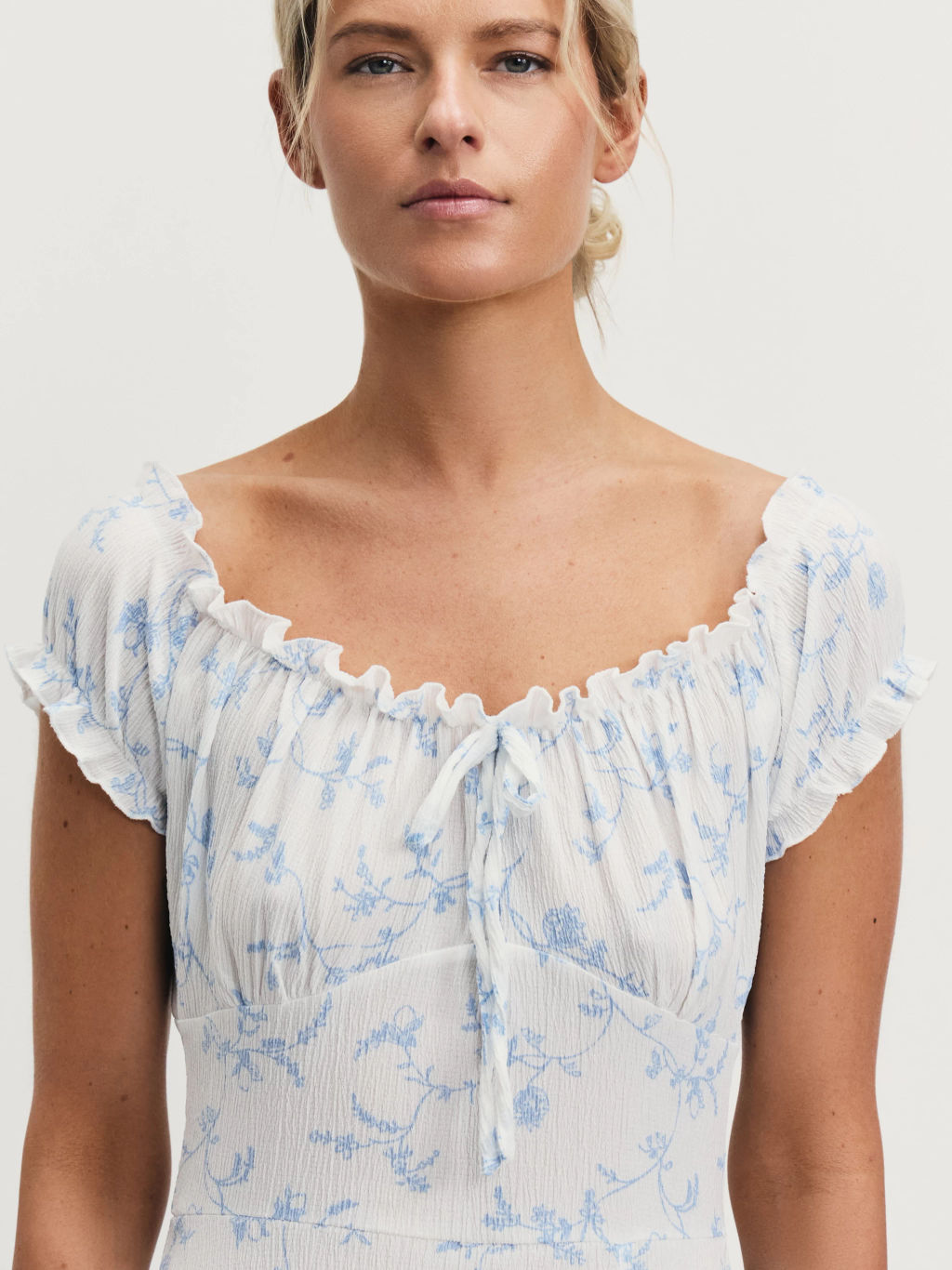 Платье миди с цветочным принтом / Zarina фото 5