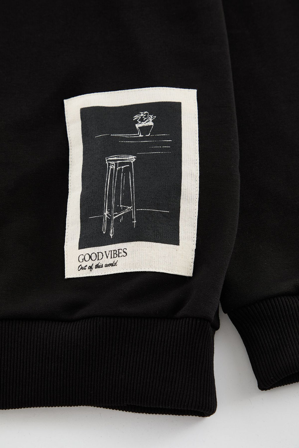 TRENDYOL MAN Siyah Oversize/Genis Kesim Bisiklet Yaka Sanat Tema Aplikeli Ici Polarl? Sweatshirt TMNAW24SW00038 - Trendyolmilla фото 10