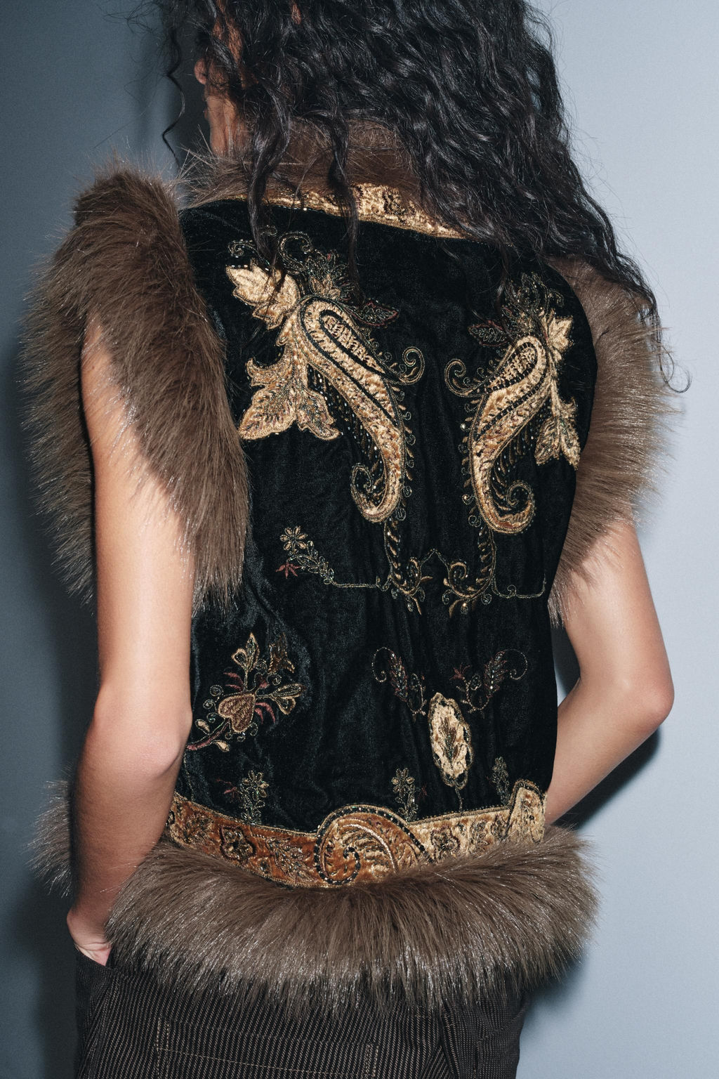 ZW COLLECTION LIMITED EDITION EMBROIDERED WAISTCOAT - Zara фото 3