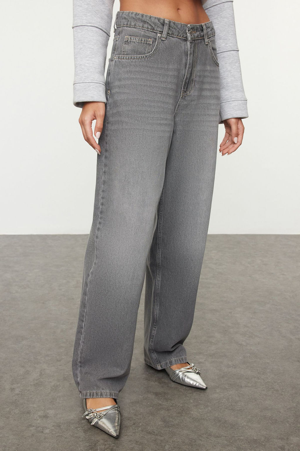 Gri Bel Tokal? Yuksek Bel Barrel Baggy Jeans TWOAW25JE00240 - Trendyolmilla фото 3
