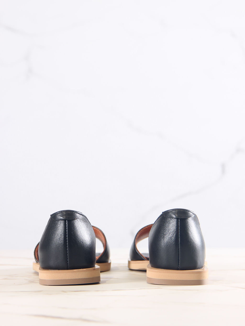 Босоножки 1024.110zbe.Черный+бежевый