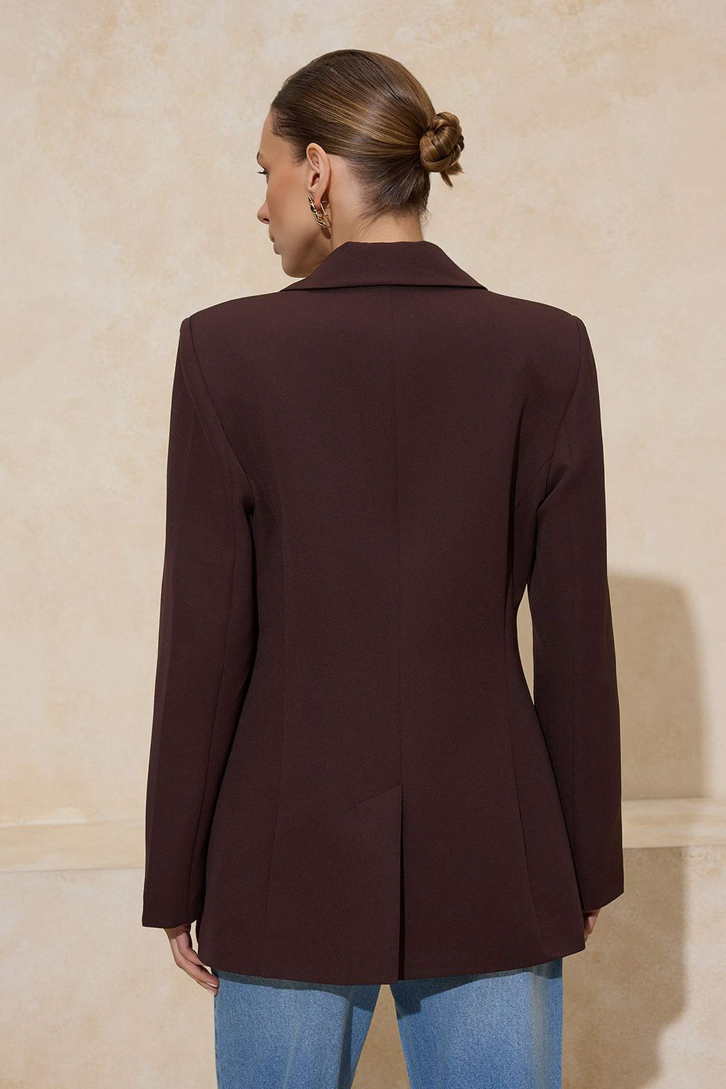 Koyu Kahverengi Aksesuar Dugmeli Regular/Normal Kal?p Dokuma Blazer Ceket TWOSS26BC00020