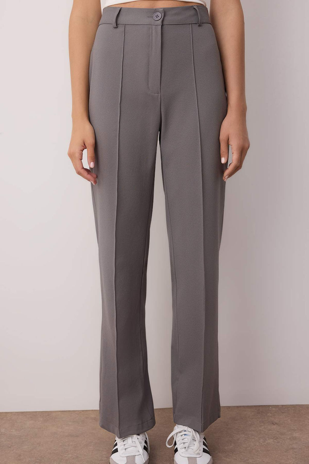 Gri Straight/Duz Kesim Yuksek Bel Nervur Dikisli Dokuma Pantolon TWOSS21PL0093