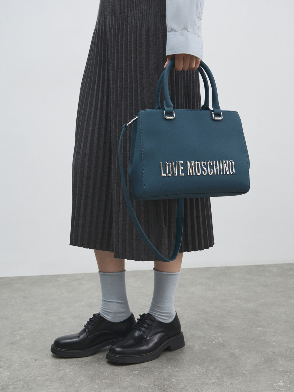 Женский тоут LOVE MOSCHINO BOLD LOVE Артикул 4560974, зелено-синий  фото 2