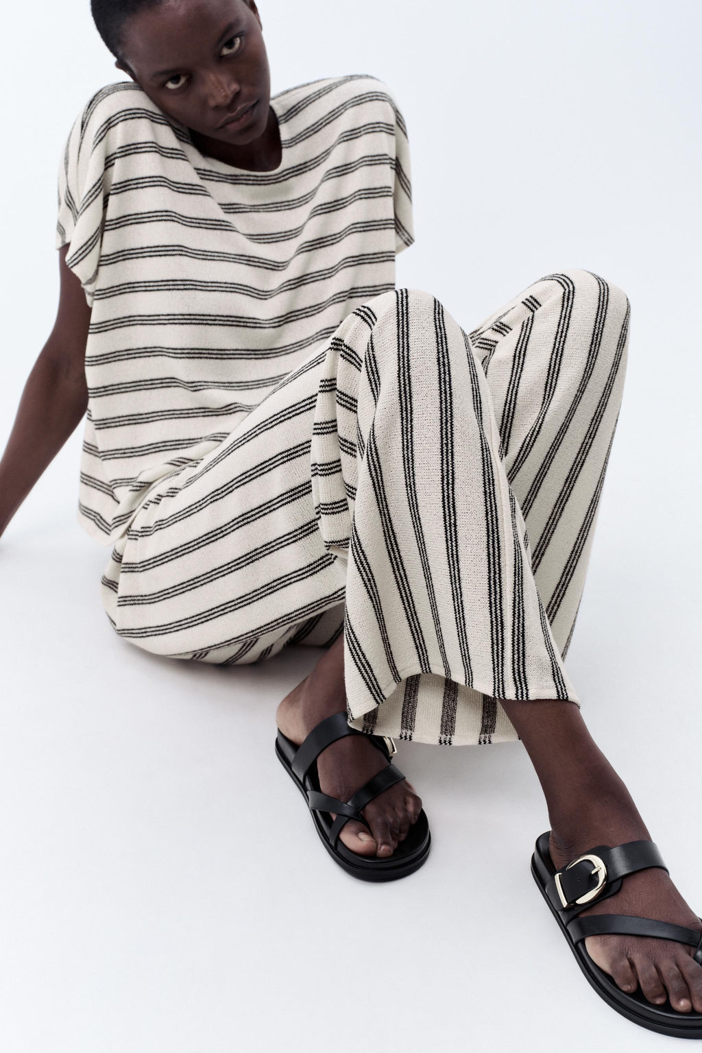 BUCKLED FLAT SANDALS