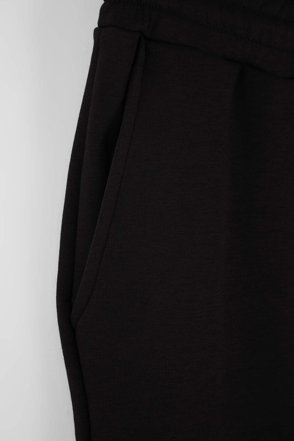 Siyah Regular/Normal Kesim Cep Ustu Etiket Detayl? Lastik Paca Esofman TMNAW26EA00012 - Trendyolmilla фото 2