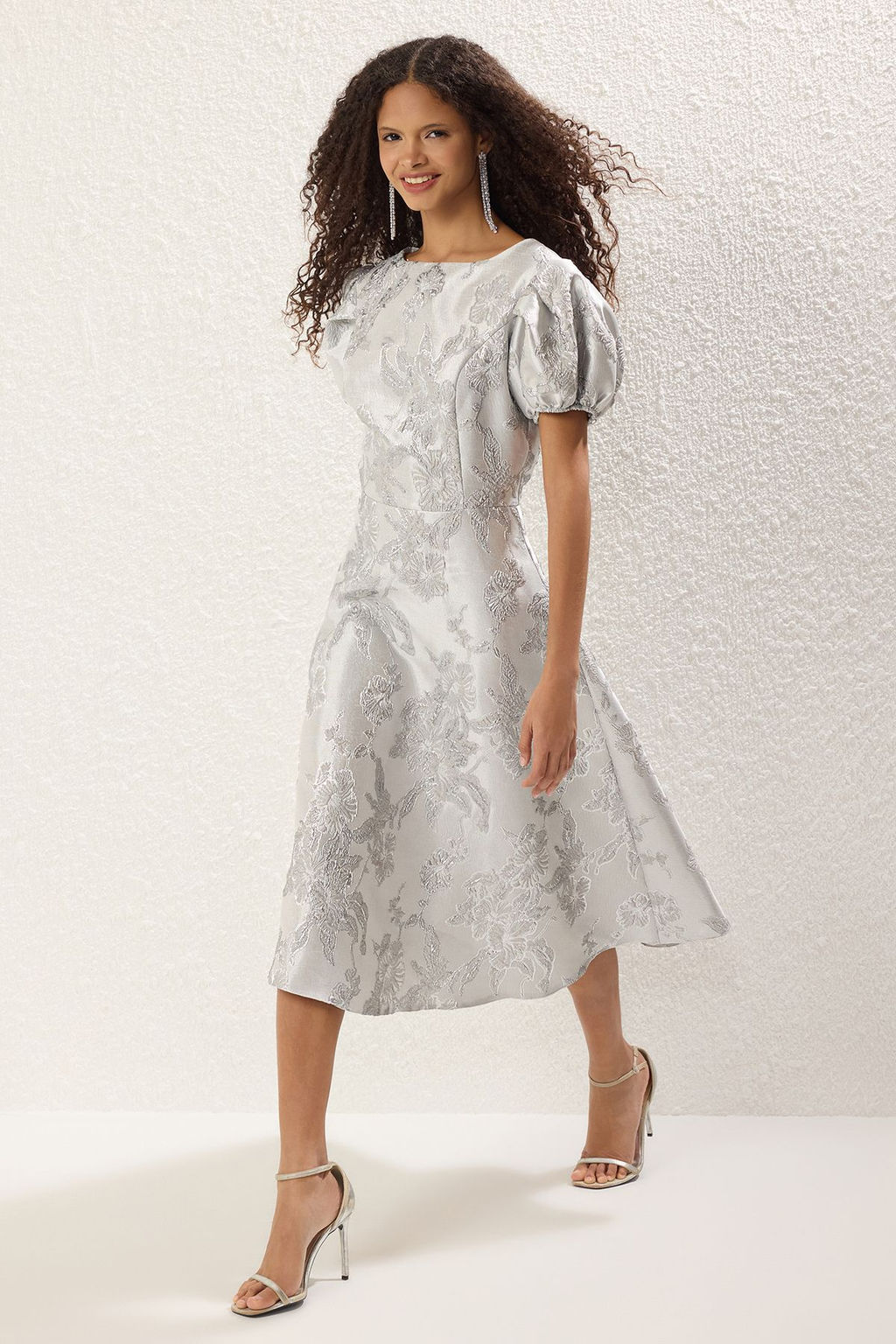Trendyolmilla Ac?k Mavi A-Kesim Jakarl? Dokuma Midi S?k Abiye Gece Mezuniyet Elbisesi TPRSS25EL00202  фото 3
