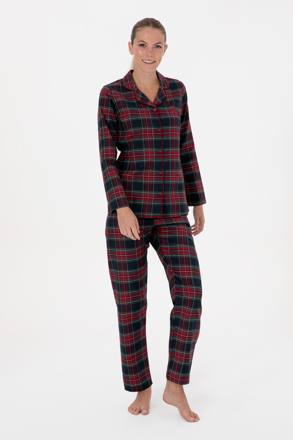 Kad_n K_rm_z_ Pijama Tak_m_ Sepette S_rpriz _ndirim