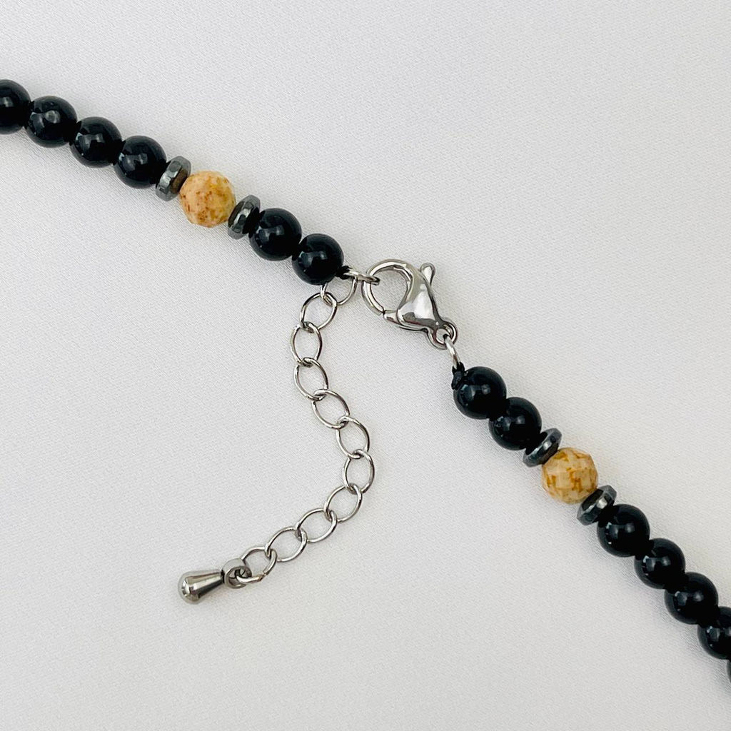 Бусы из черного Агата и песочной Яшмы с кулоном 40 см +