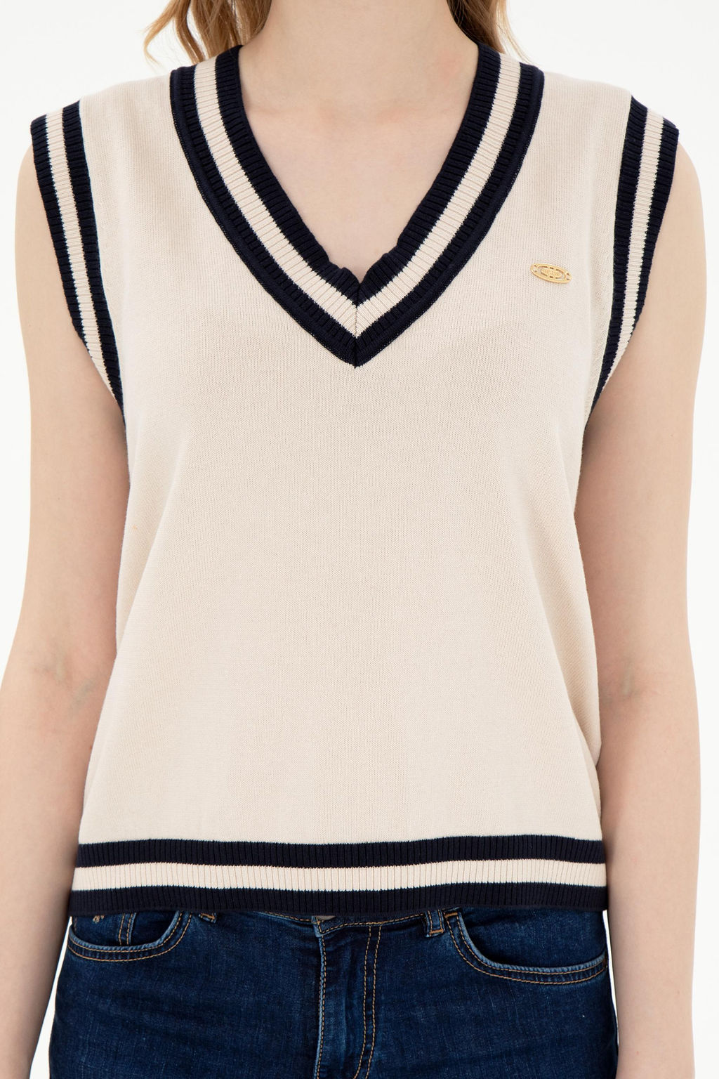 Женский кремовый свитер с v-образным вырезом Неожиданная скидка в корзине - U.s. polo assn фото 6