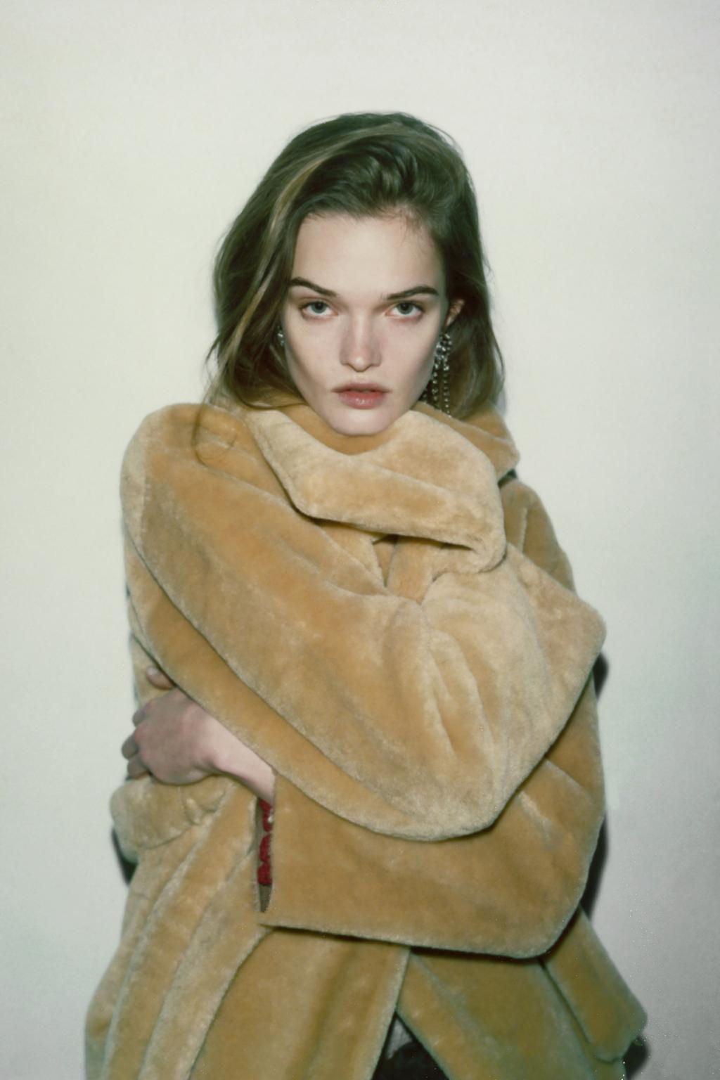 ZW COLLECTION BELTED FAUX FUR COAT - Zara фото 4