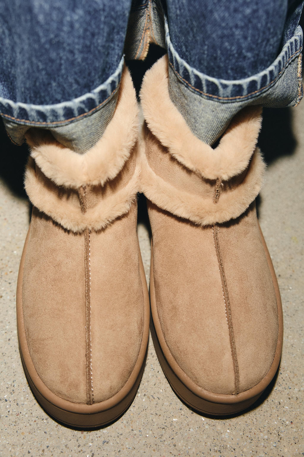 SOFT FAUX FUR ANKLE BOOTS - Zara фото 2