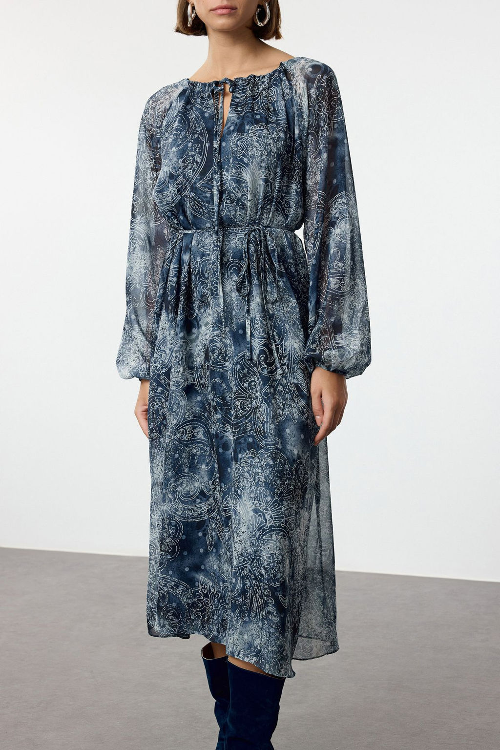 Lacivert Kusakl? Cicekli A Kesim Midi Astarl? Dokuma K?sl?k Elbise TWOAW25EL00498 - Trendyolmilla фото 4