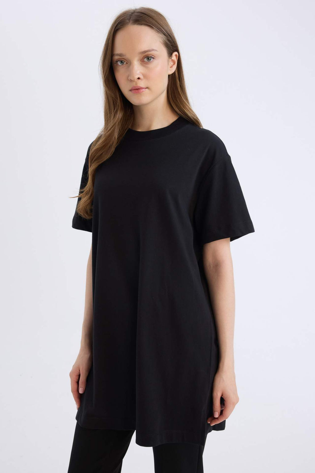 Regular Fit Bisiklet Yaka Basic Duz K?sa Kollu Tisort Tunik - Defacto фото 4