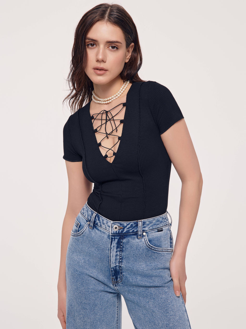 CONTE Боди в рубчик на шнуровке с декоративными швами LBD 2625 black - Conte elegant фото 2