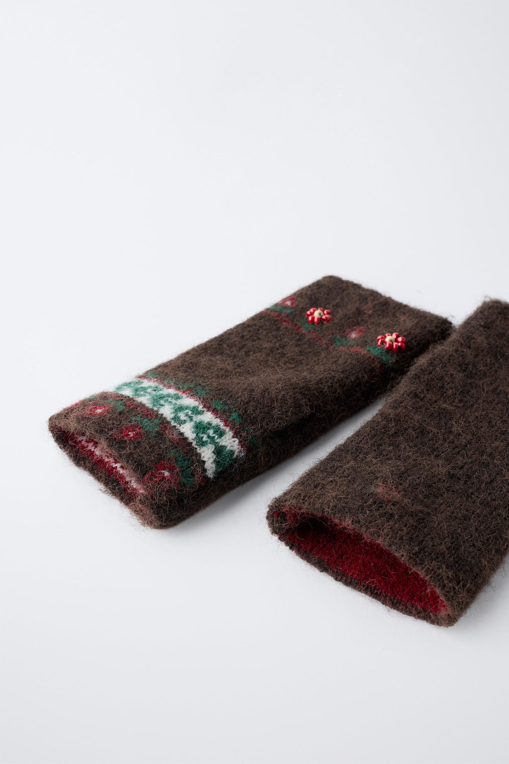 KNITTED MITTEN GLOVES WITH FLOWERS AND BEADS - Zara фото 2