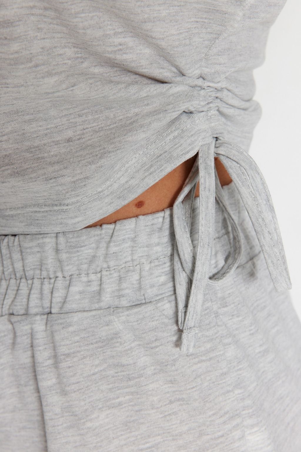 Trendyolmilla Gri Buzgulu Sortlu Orme Pijama Tak?m? THMSS23PT00010