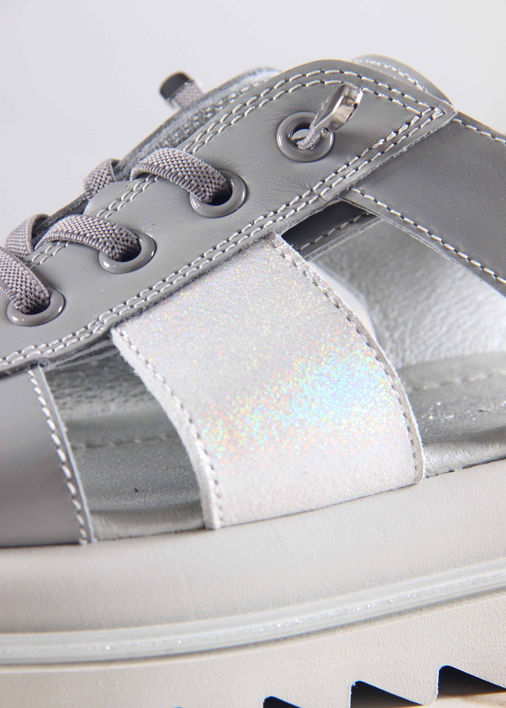 Босоножки 2029.2525gr. Серый белый ибица