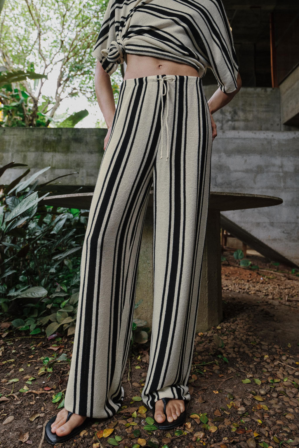 PANTAL?N R?STICO WIDE LEG / Crudo / Negro - Zara фото 2