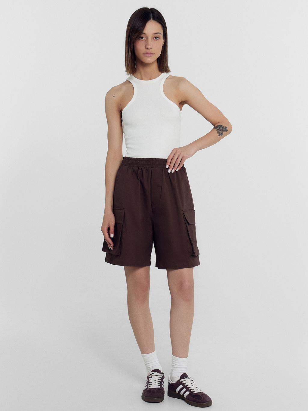 Шорты женские в пепельно-коричневом цвете пепельно -коричневый 132363 - Mark formelle фото 2