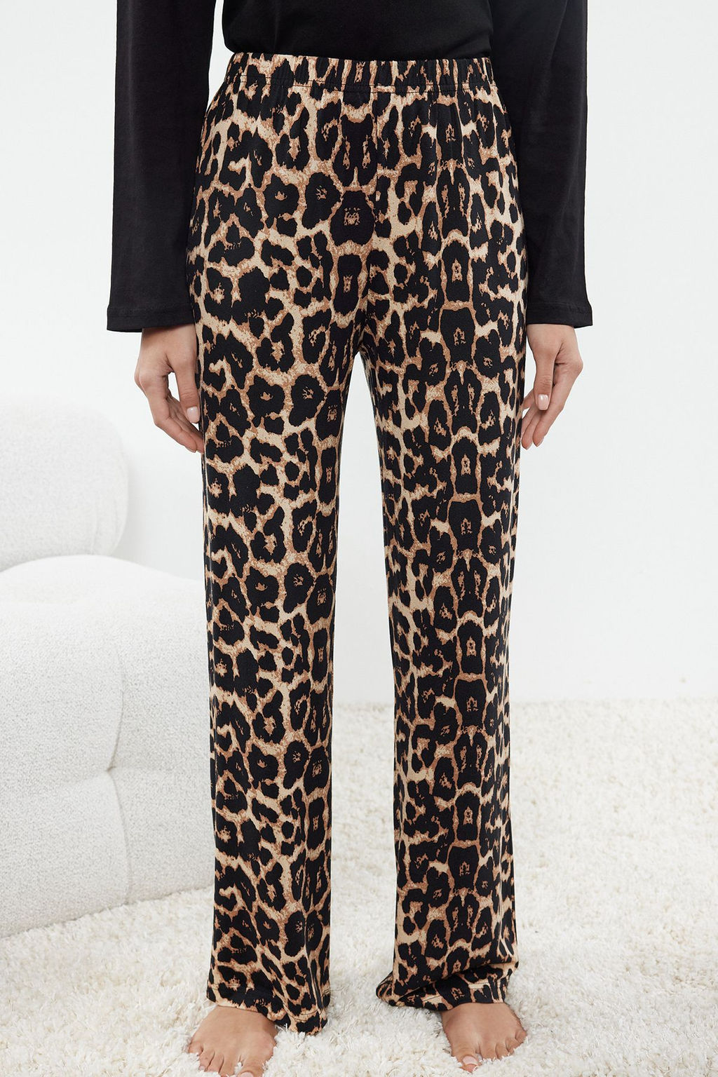 Trendyolmilla Siyah Leopar Desenli Orme Pijama Tak?m? THMAW25PT00100 фото 4