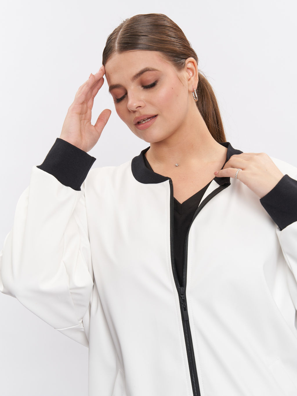 Жакет кожаный GA00109WHT02