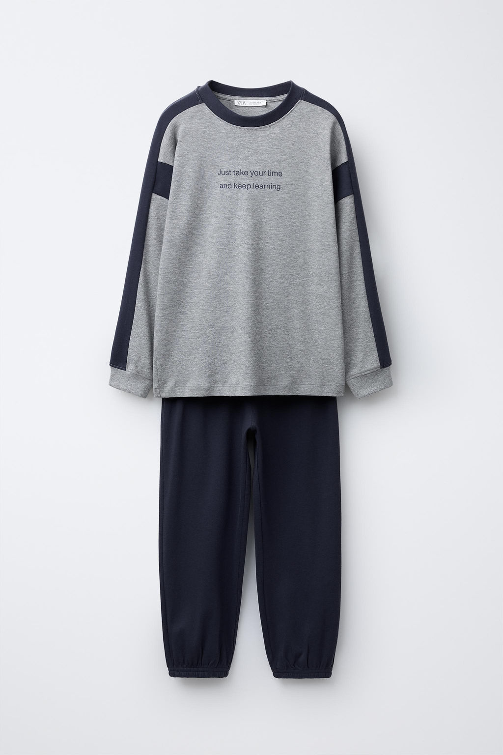 AGES 6-14 / TEXT PRINT PYJAMAS